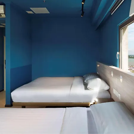 Ibis Budget Phnom Penh Riverside Exterior photo