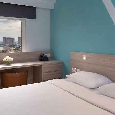 Ibis Budget Phnom Penh Riverside Exterior photo